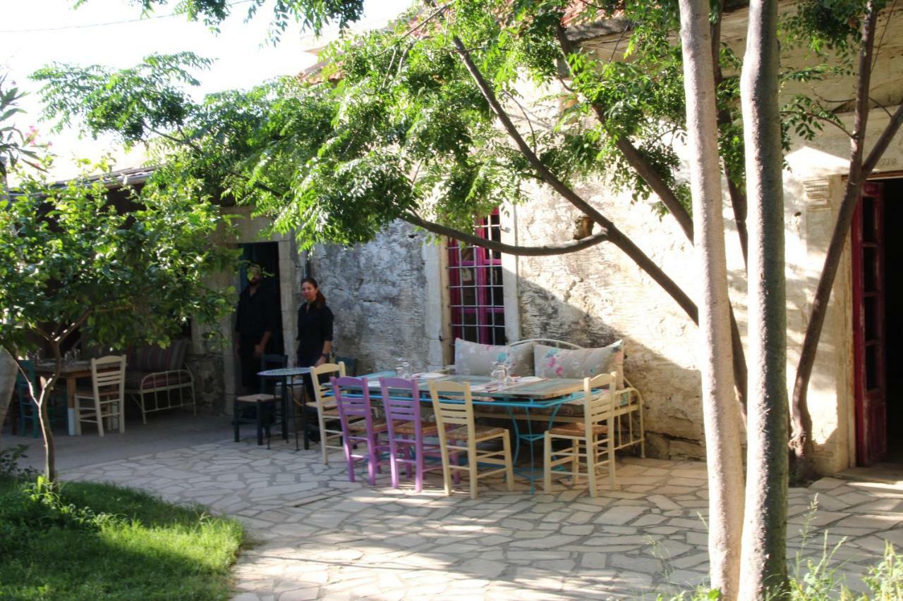 Olympias Studio "Pitsidia" Buitenkant foto